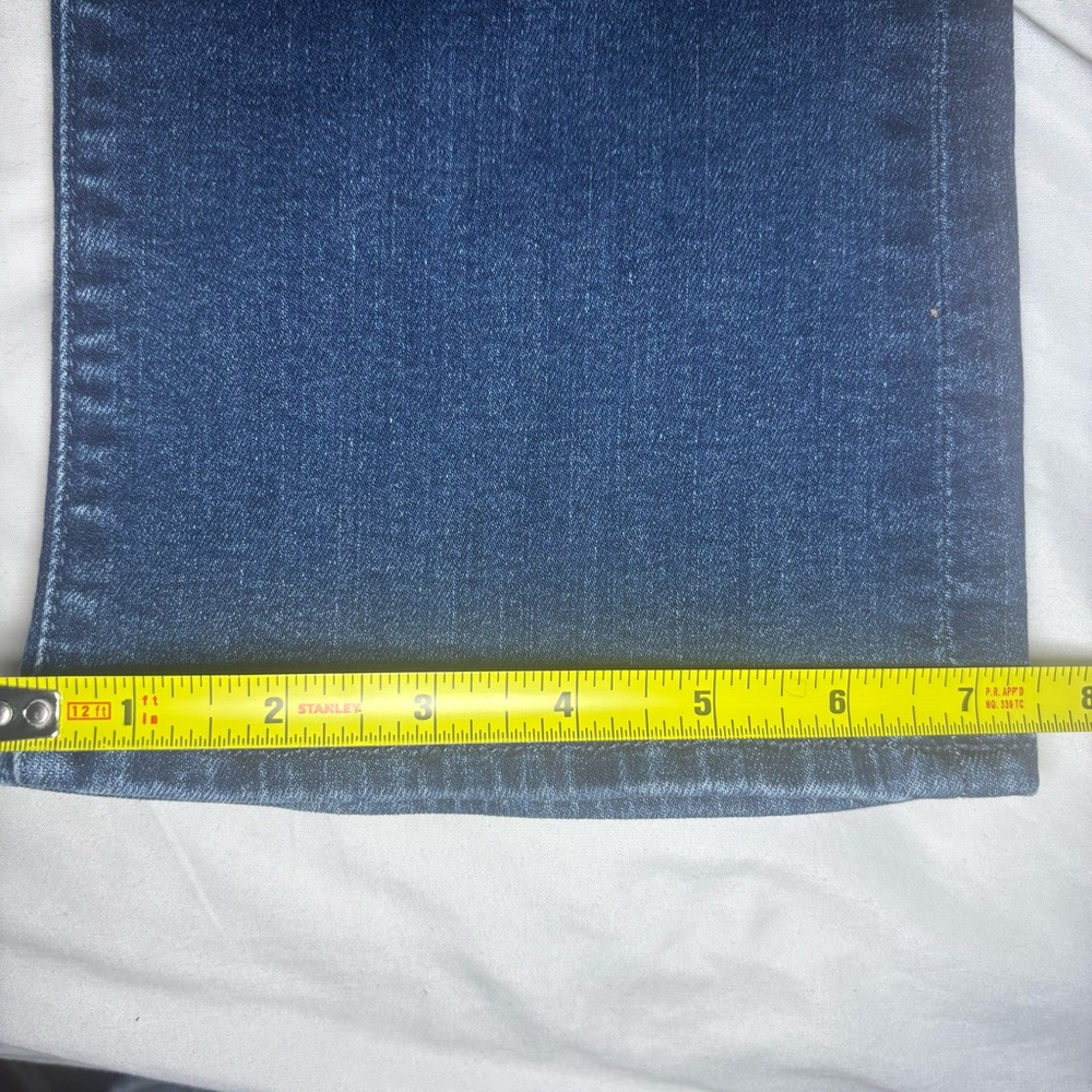 MOTHER The Patch Pocket Insider Flood Denim High Rise Jeans in On Your Left Wash - Picture 10 of 11